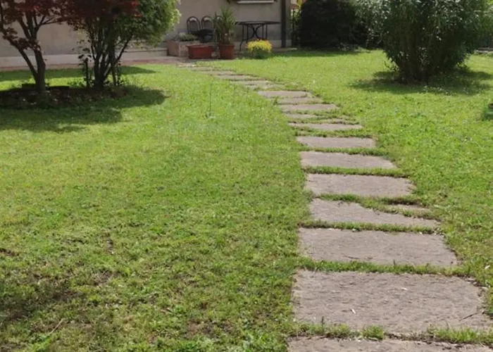 Rosi 게스트하우스 네그라르